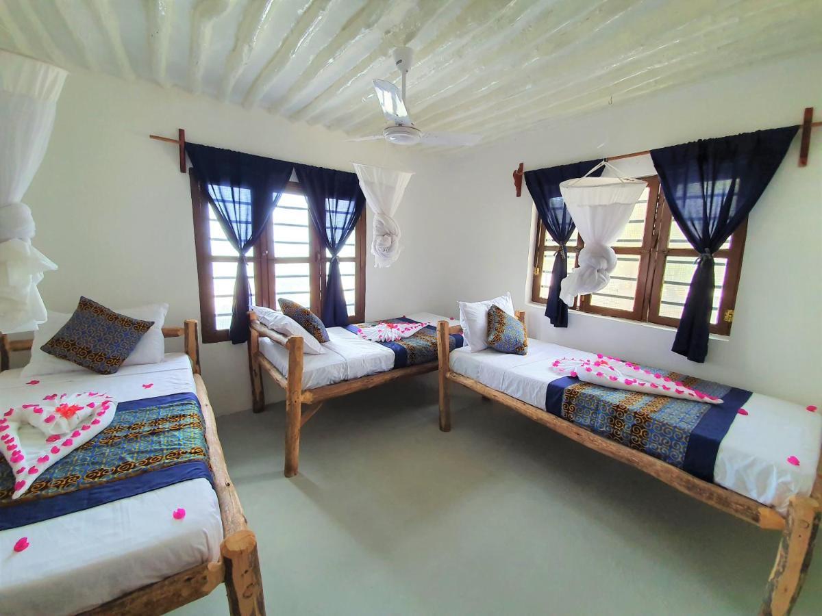 Blue Palm Zanzibar Bed & Breakfast Буейю Екстериор снимка