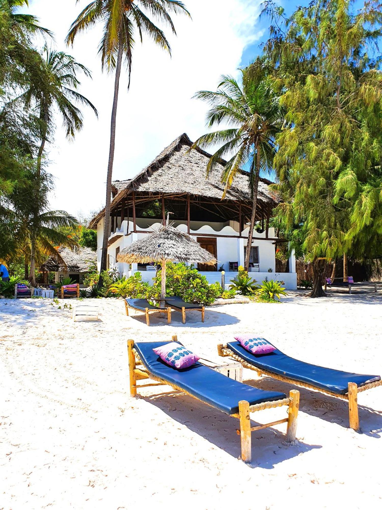 Blue Palm Zanzibar Bed & Breakfast Буейю Екстериор снимка